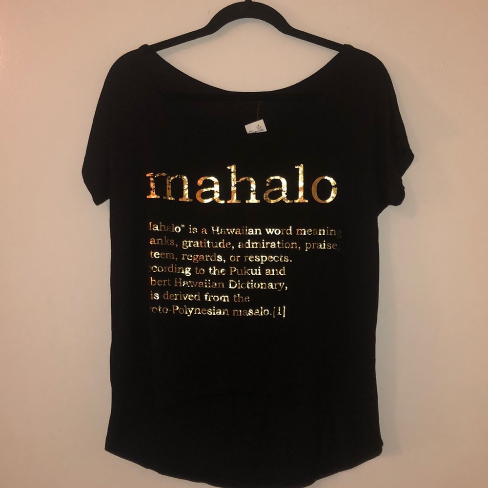 Hawaiian “Mahalo” Top 🤙🏽